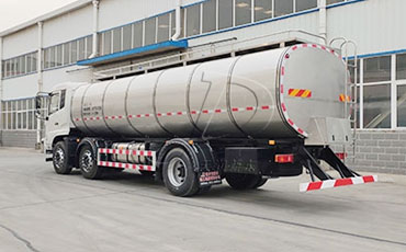 廣西顧經(jīng)理：選來選取，還是新東機(jī)械鮮奶運(yùn)輸車靠譜