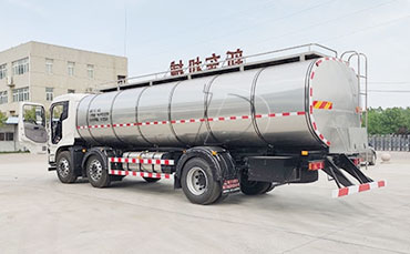 天潤(rùn)新東牛奶運(yùn)輸車被評(píng)為中國(guó)知名品牌